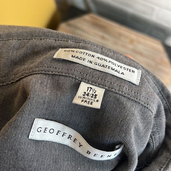 Geoffrey Beene Wrinkle Free Gray Button Down Shirt Size 17.5 or 34/35 - Picture 4 of 4